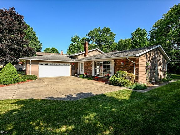 2nd image of 2947 Jasmine Dr