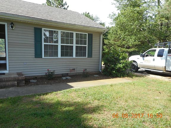 2nd image of 8512 Thornbury Way