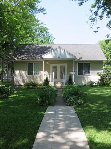 1st image of 414 Miner St