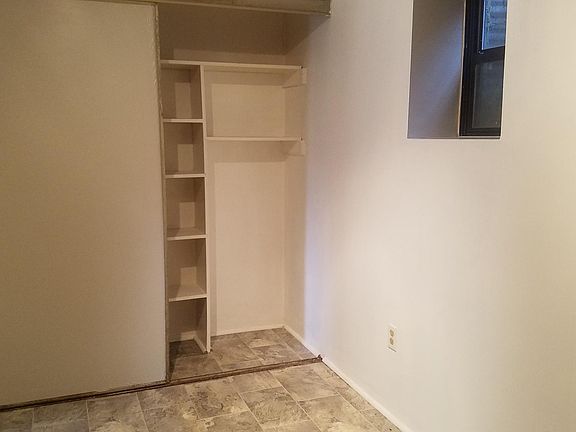 5th image of 2598 Townhouse St
