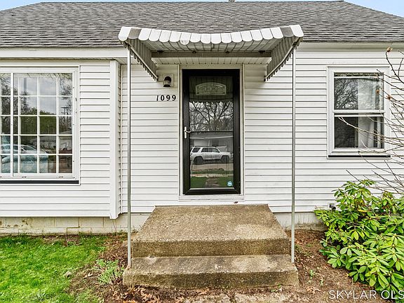 5th image of 1099 Francis Ave