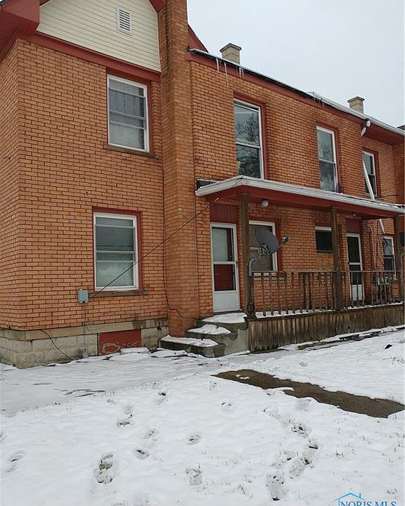 2nd image of 2321 Fulton St