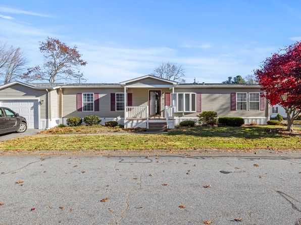 50 Highland St UNIT 203, Taunton, MA 02780