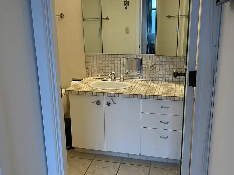 2190 Broadway St #9W — Photo 8