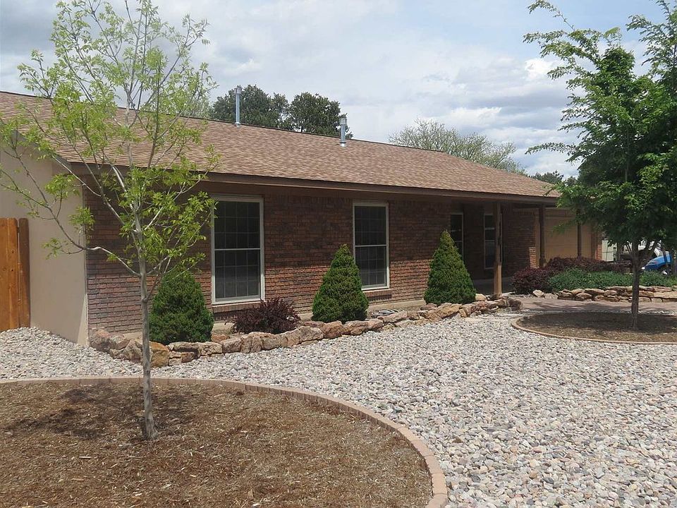 1st image of 402 Pruitt Ave