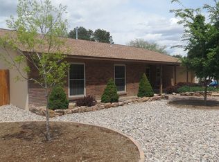 402 Pruitt Ave, White Rock, NM 87547