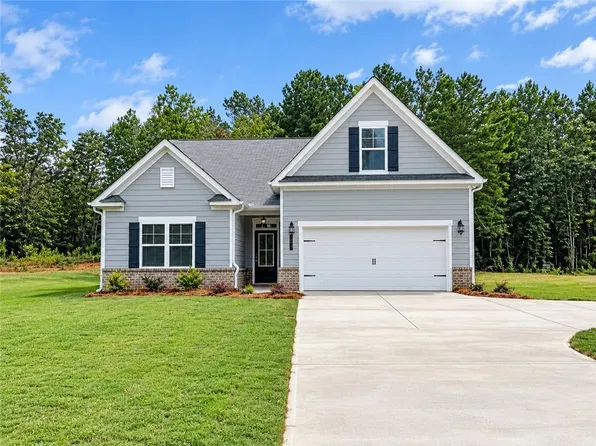 106 Cooper Dr, Mansfield, GA 30055