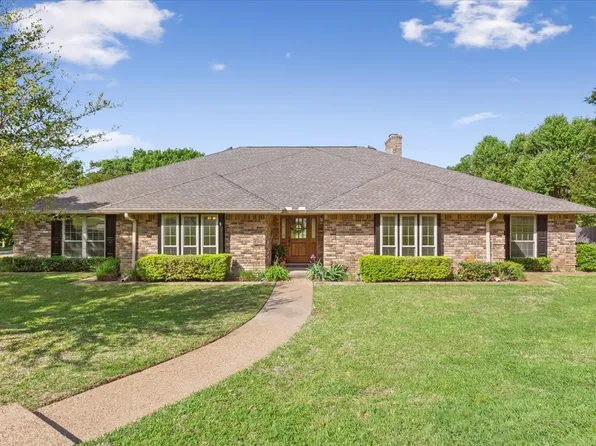 10010 Lost Oak Ridge Dr, Woodway, TX 76712