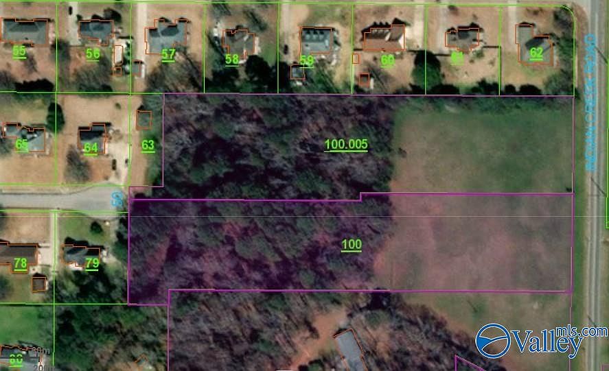 2nd image of 612 Indian Creek Rd