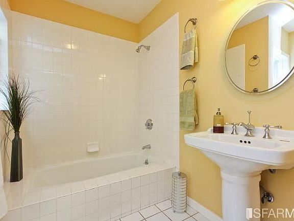 3rd image of 178 Prentiss St