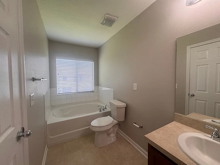 4580 Limerick Dr — Photo 20