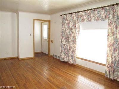 2nd image of 1697 Mayfair Blvd
