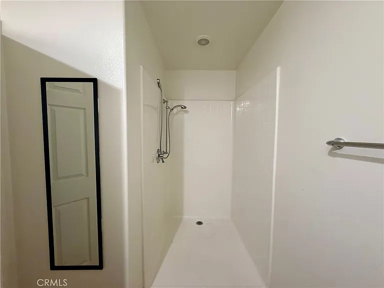 6 Quinn Way — Photo 15