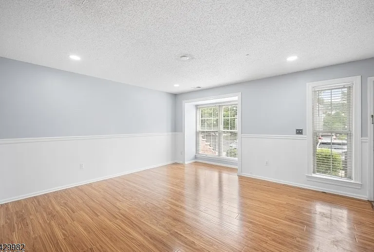 3702 Riddle Ct — Photo 3