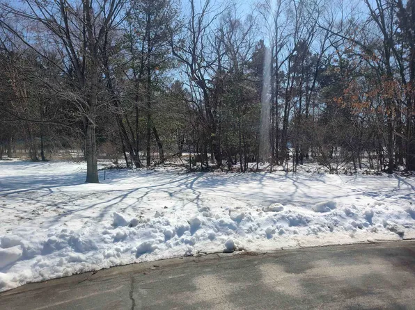 103 Pine Circle Dr, Boscobel, WI 53805
