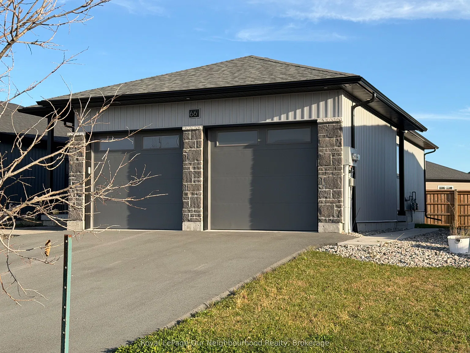 2 bed, $1,900 — Photo 1