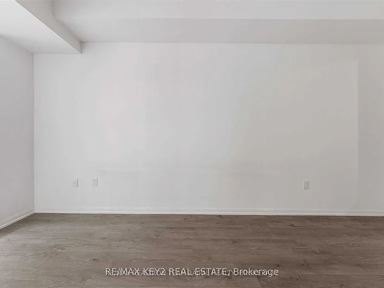 3091 Dufferin St #638 — Photo 14