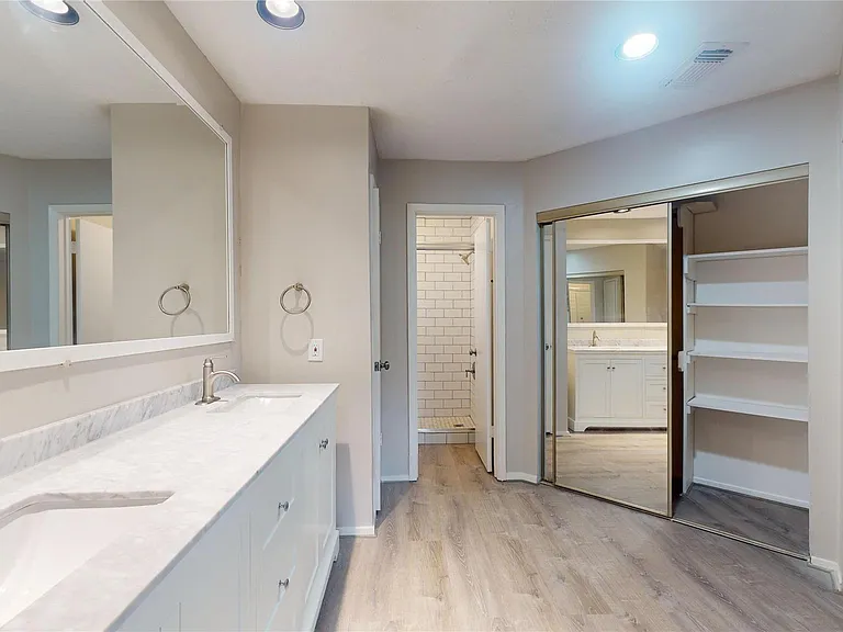2331 Barrington Place Dr — Photo 23