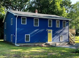 30 Wilcox St, Woonsocket, RI 02895