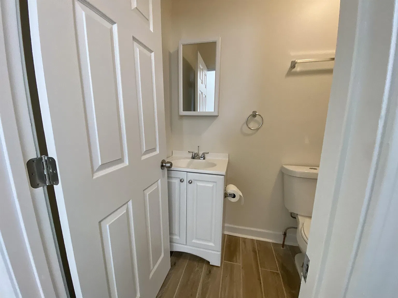 4450 S Wood St — Photo 3