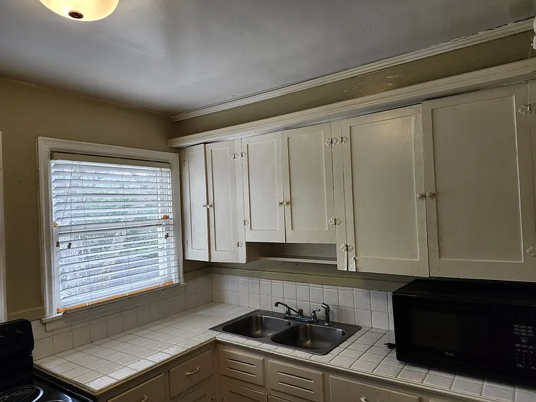 424 N California St #D — Photo 8