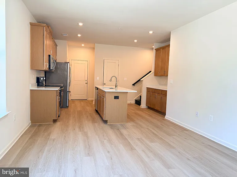 2548 Neabsco Common Pl — Photo 16