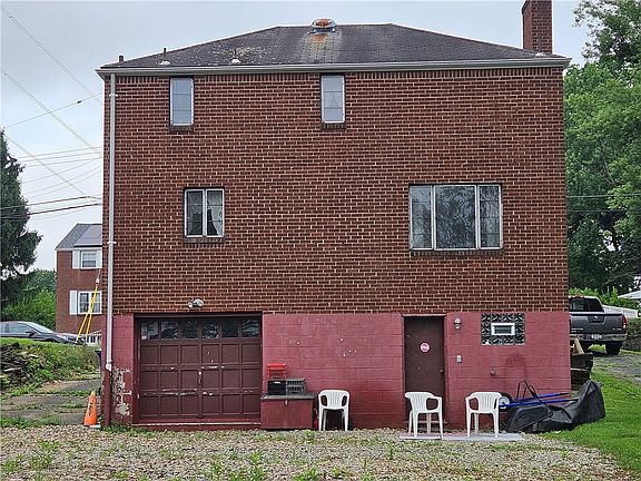 2nd image of 1333 Riverview Dr