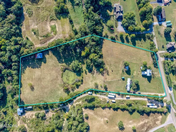 3318 Roberts Rd, Corryton, TN 37721