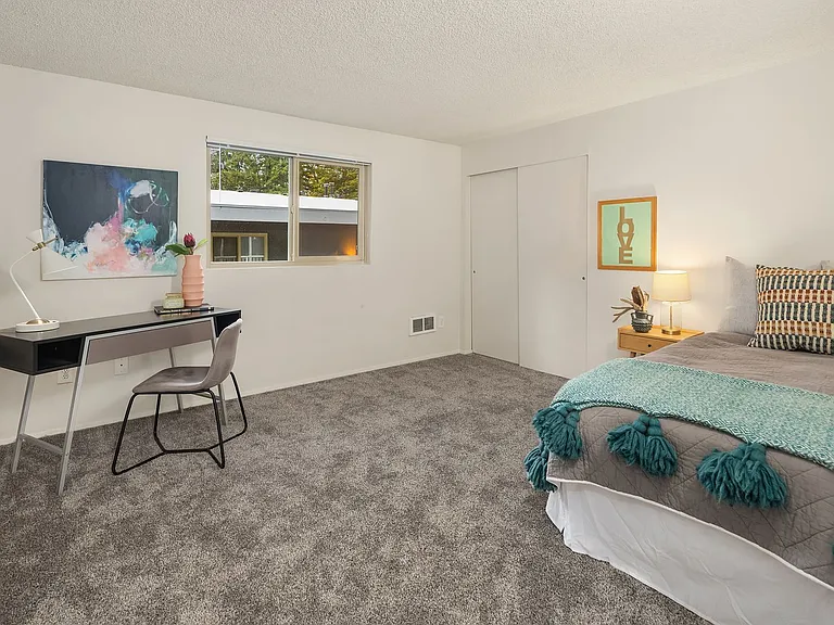 830 Sunrise Pl SW #E — Photo 14