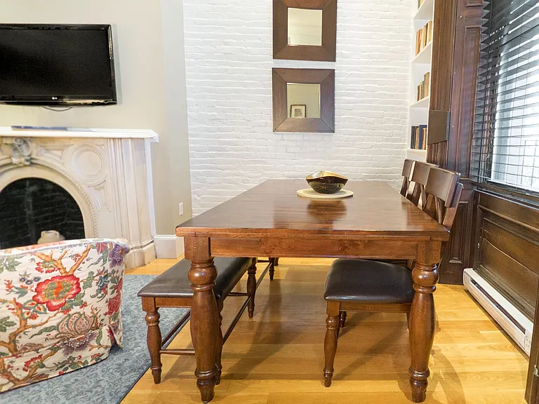 113 Beacon St #6 — Photo 8