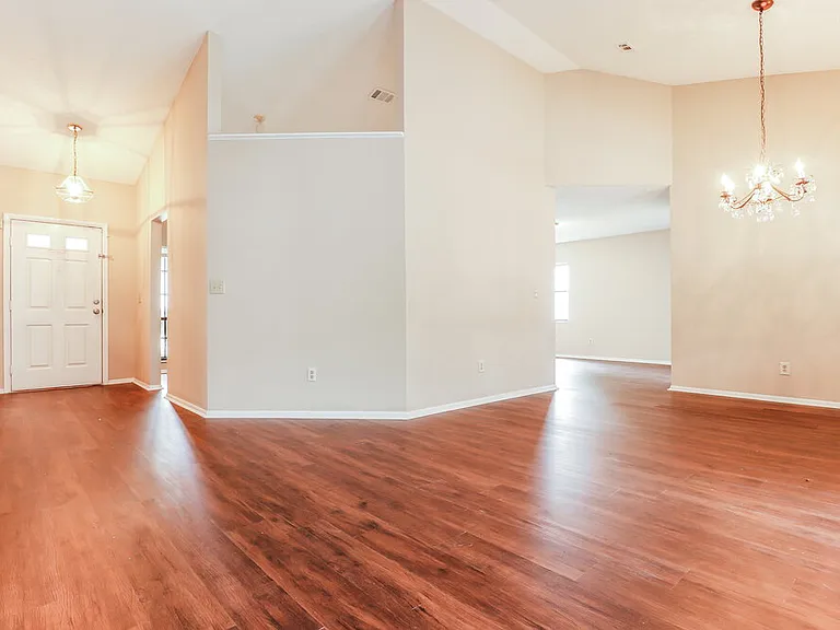 8905 Bayaud Dr — Photo 10