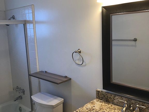 3rd image of 3838 Chamoune Ave APT 3