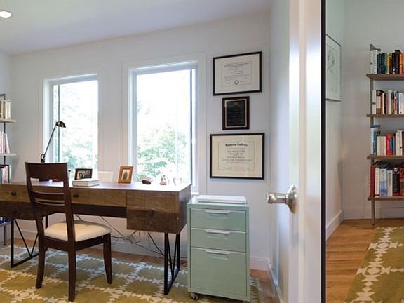 4th image of 52 Eliot St #0