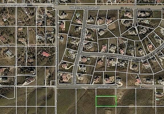 3rd image of Vic Lakeview Dr Tierra S