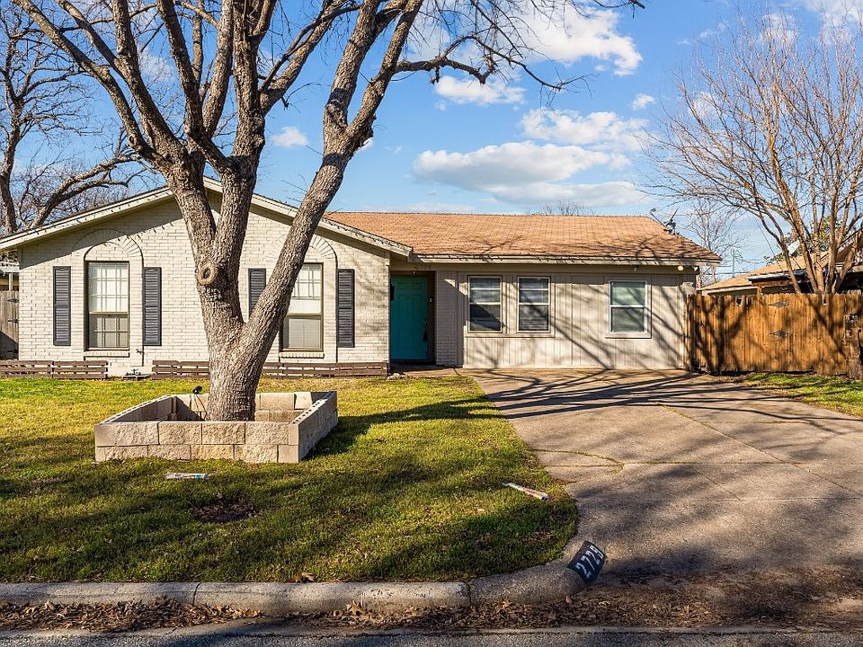 1st image of 2729 Birch Park Dr