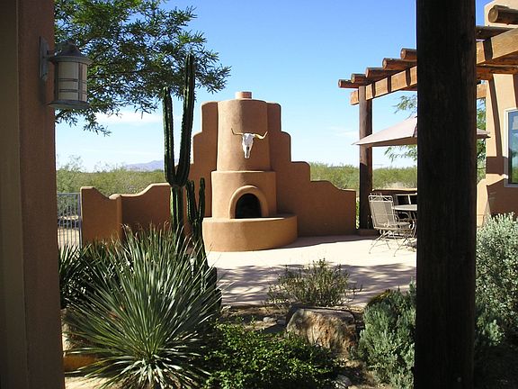 WARMING PATIO FIREPLACE, THINK MESQUITE