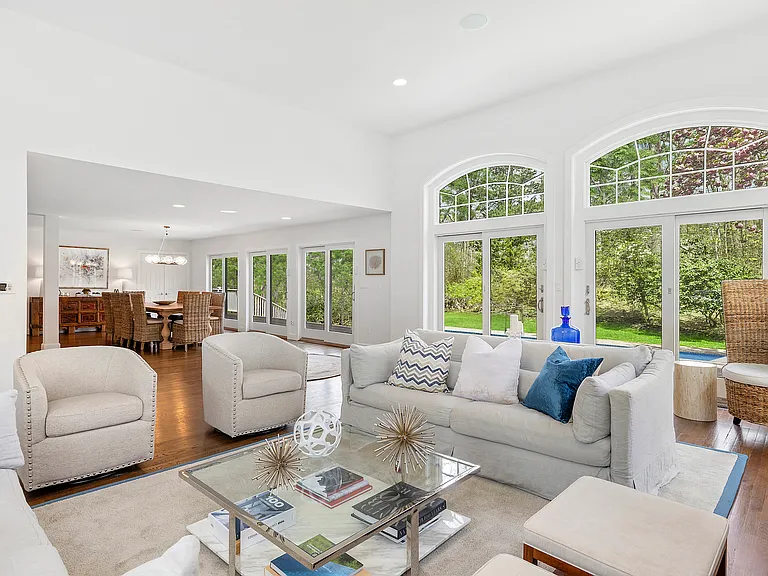 2795 Deerfield Rd — Photo 10