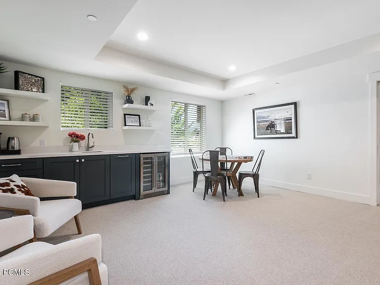 5310 N Lauralwood St — Photo 33