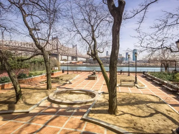 444 East 57th Street 3C image 10 of 10