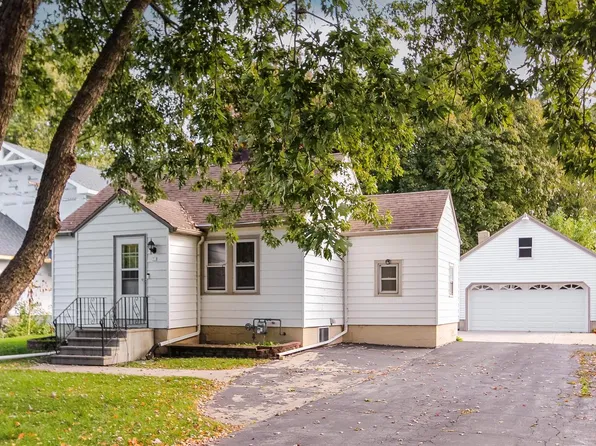 31 South Summerset DRIVE, Mount Pleasant, WI 53406