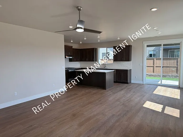 60948 SE Apollo Pl — Photo 6
