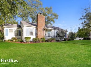 87 S 2nd Ave, Lombard, IL 60148