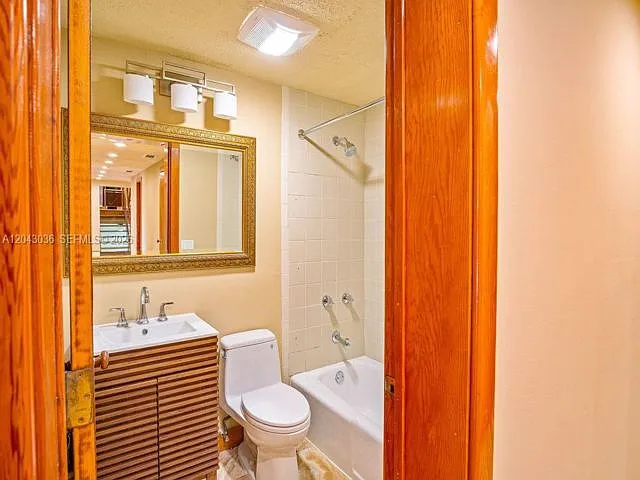 6960 Mira Flores Ave — Photo 10