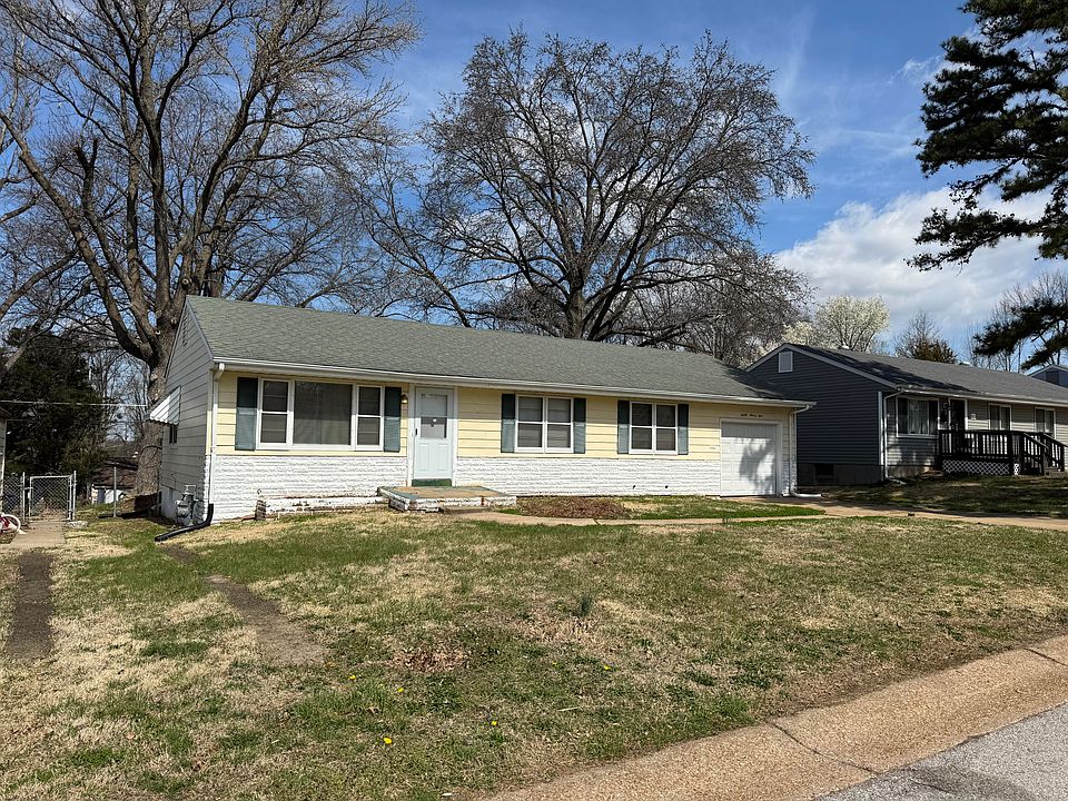 1st image of 9109 Darnell Pl