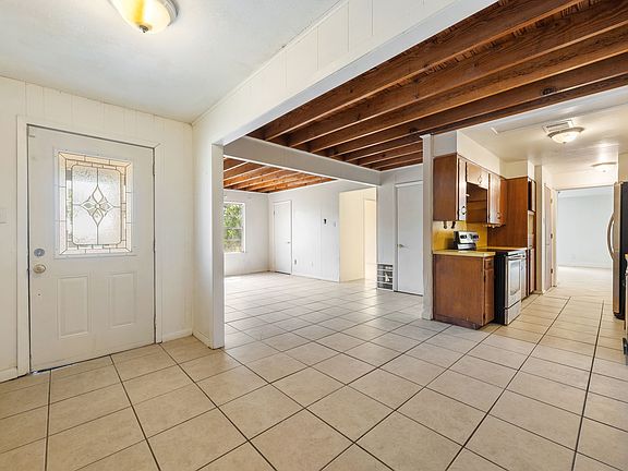 2nd image of 15803 Wildwood Trl