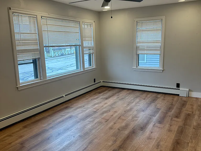 410 Elm St #1 — Photo 7