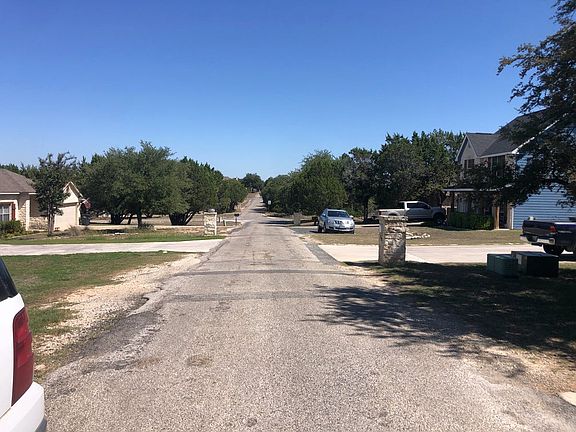 5th image of 57 Sprucewood Dr