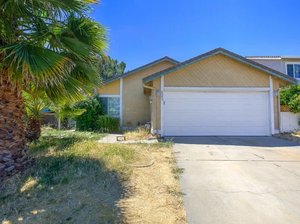 8040 Chriswoods Ct, Sacramento, CA 95828