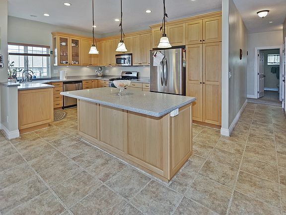 5th image of 10161 S Bolton Ct