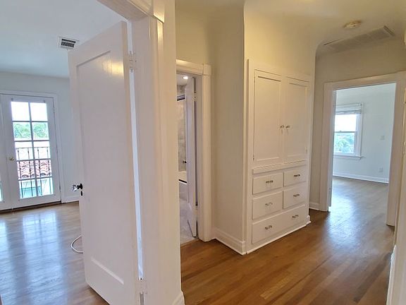 4th image of 262 Park Ave APT A